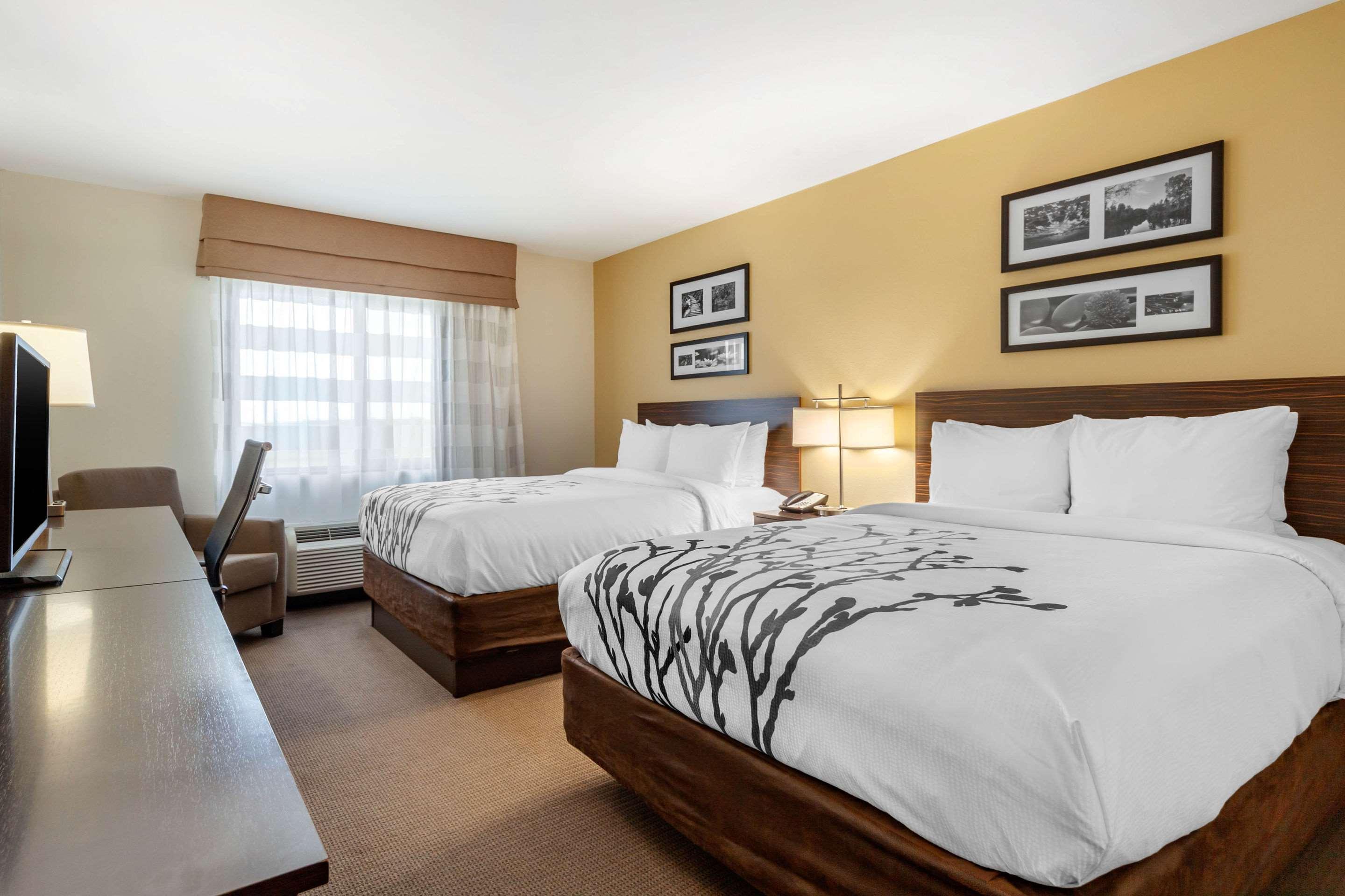 Sleep Inn & Suites Девилс-Лейк Экстерьер фото